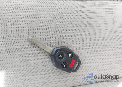 2014 Subaru Outback 3.6R Limited из США, поврежденный, VIN 4S4BRDNC6E2233249